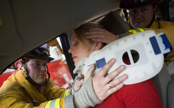 After an Auto Accident: Chiropractic Care vs. Medical Care